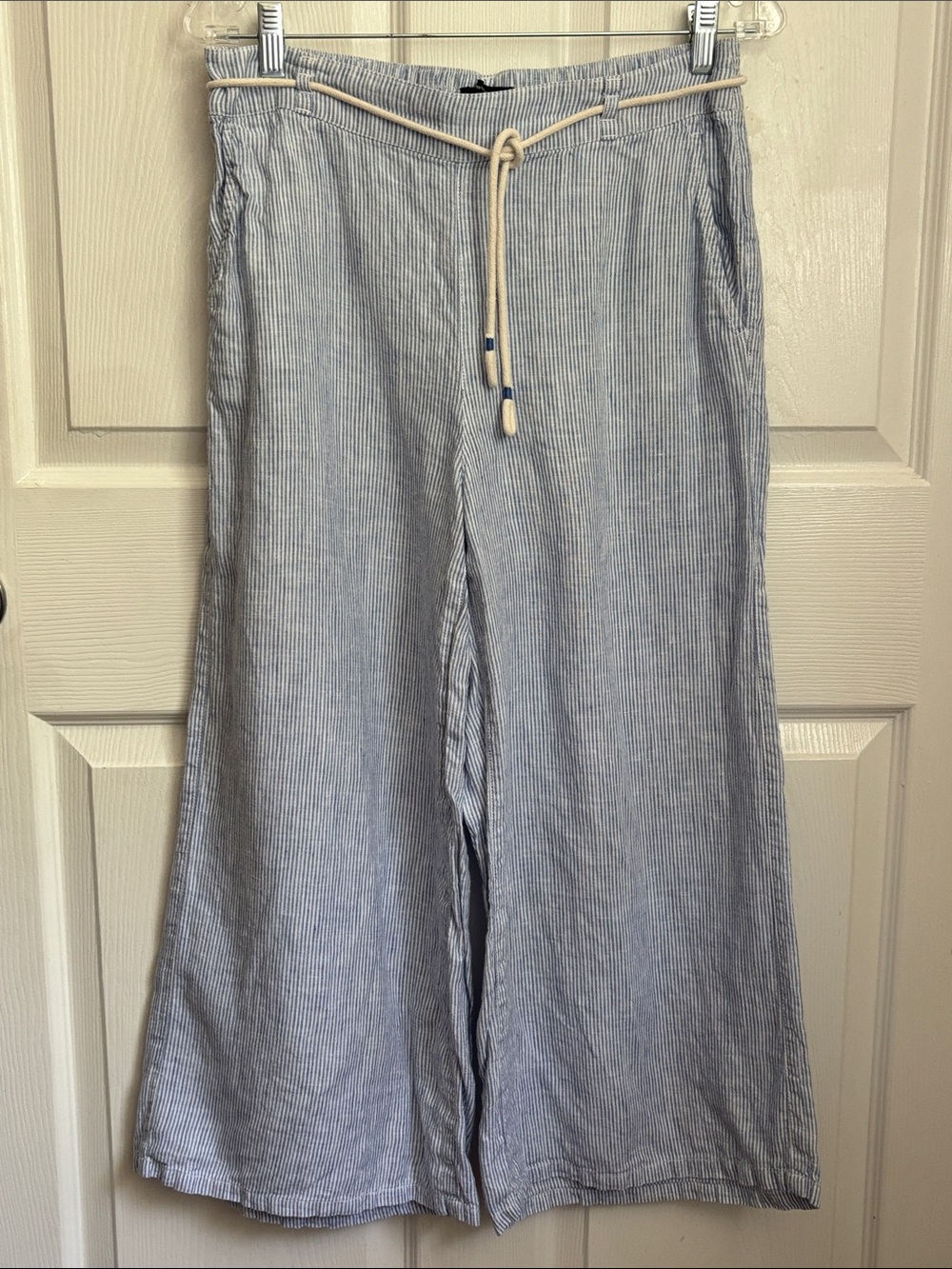 Tahari wide Leg Linen Blue and White Pinstripe Drawstring Pants Sz Medium beach